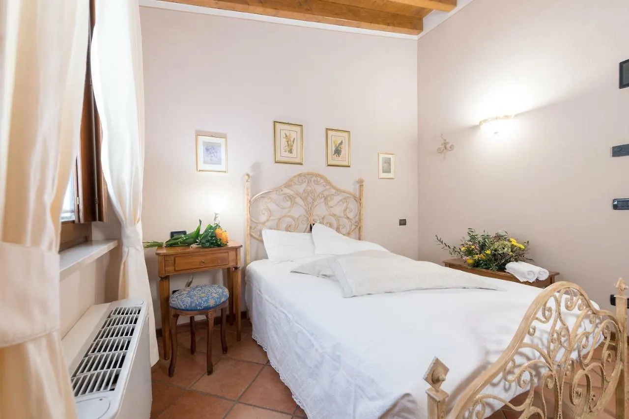 Le Rondini Bed & Breakfast Bagnolo Mella