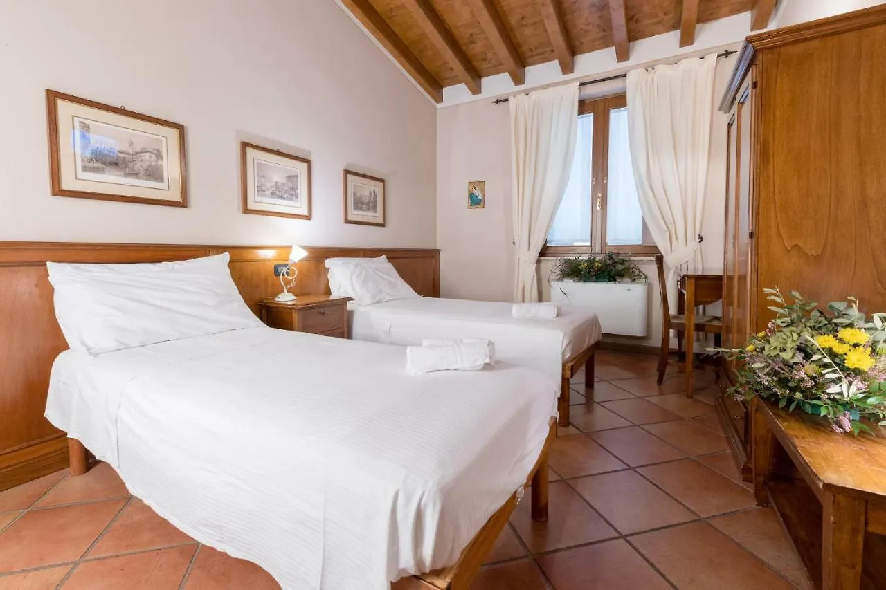 Le Rondini Bed & Breakfast Bagnolo Mella