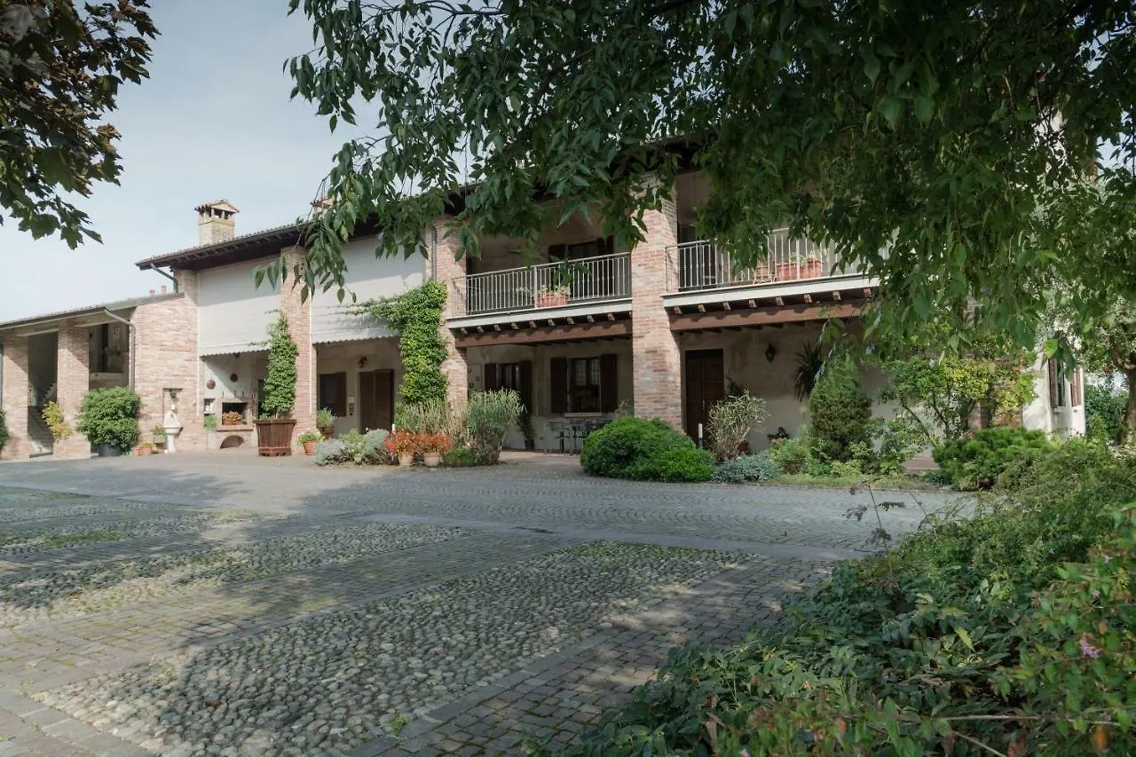 Le Rondini Bed & Breakfast Bagnolo Mella 0*,  İtalya